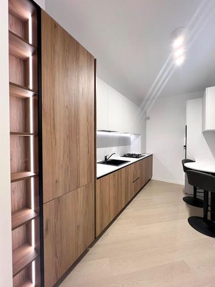 Apartament cu 3 camere decomandat, mobilat în Pipera