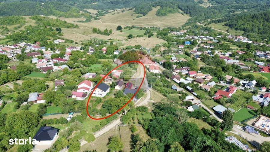 Casă cu 3 camere cu Teren 900 Mp în Soveja