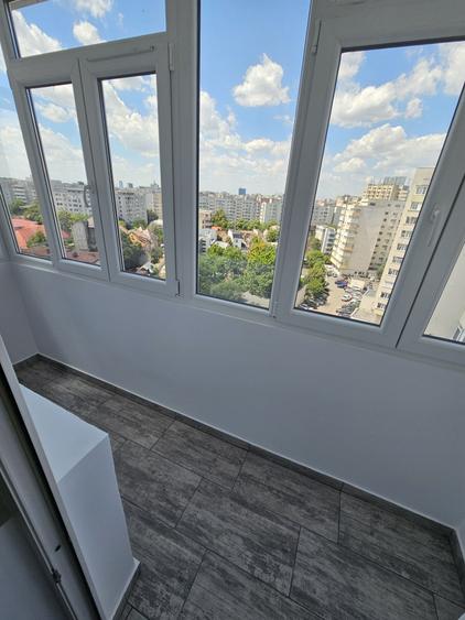 Apartament cu 4 camere decomandat în Obor