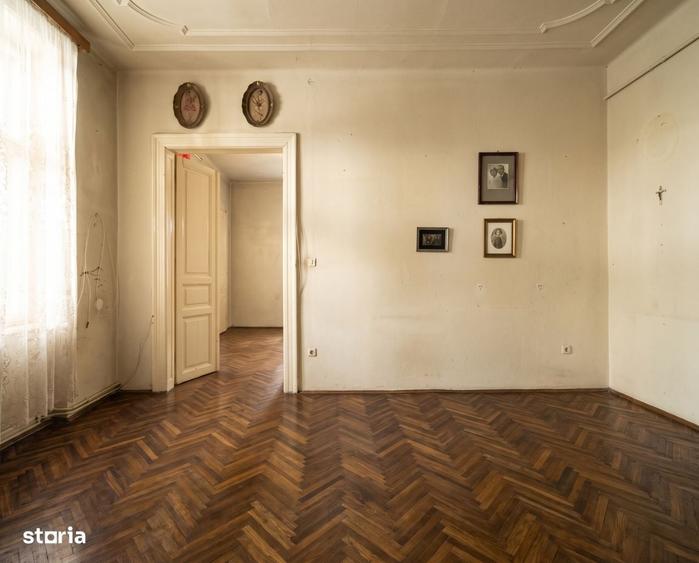 Apartament cu 2 camere semidecomandat în Horea