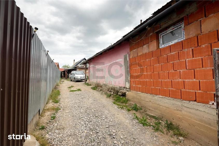 Casă cu 4 camere cu Teren 564 Mp în Oșorhei