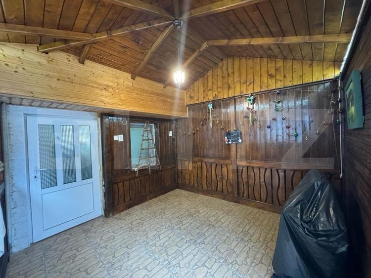 Casă individuală cu 4 camere cu Canalizare în Hunedoara