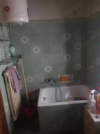 Casă cu 2 camere cu Teren 15000 Mp în Iecea Mare