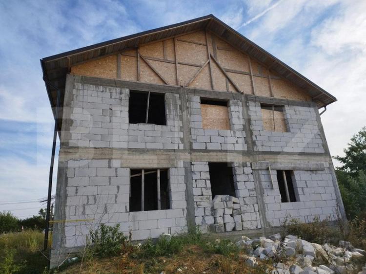 Casa individuala, 7 camere, 400mp, teren 3800mp, Corlatesti - 4