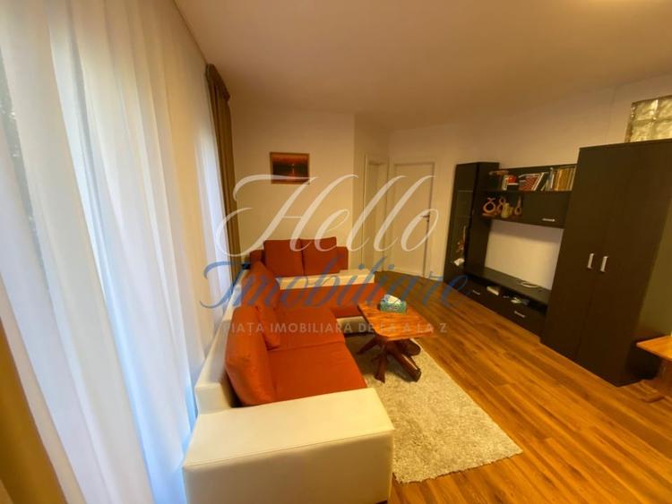 Apartament cu 3 camere în Florești