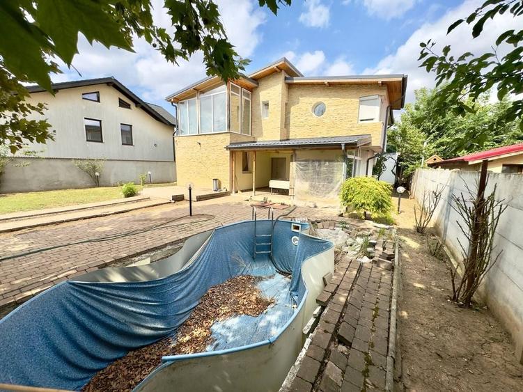 Casă individuală cu 5 camere cu Piscina în Berceni