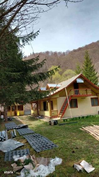 Casa cu 5 camere, curte de 500 mp, rural ,zona Centrala - 4
