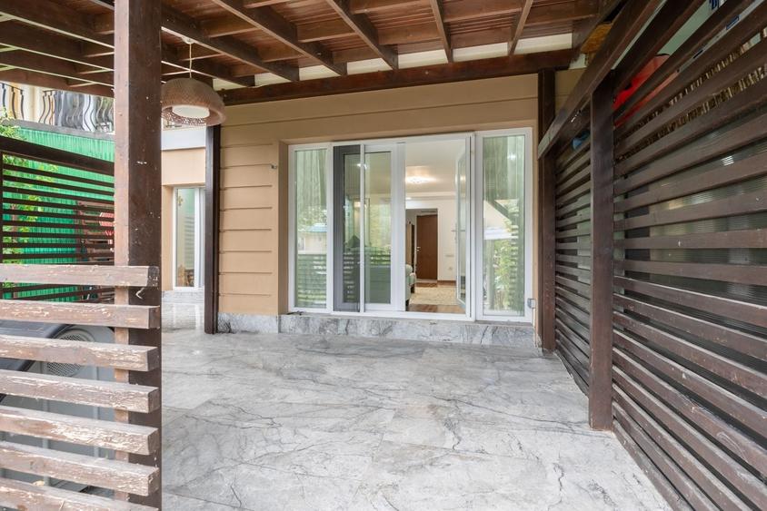 Casă individuală cu 4 camere cu Piscina în Ștefăneștii de Jos