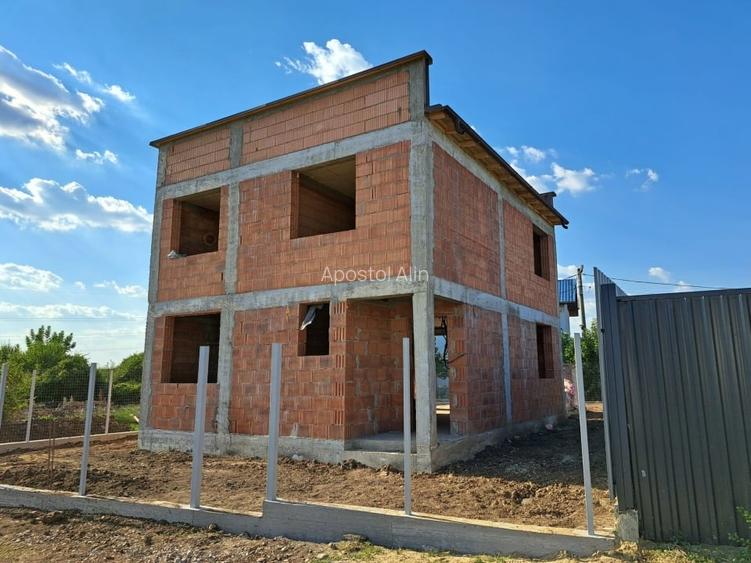 Casă P+E la roșu, 140 mp, teren 300 mp, Pantelimon, la 2 km de metrou