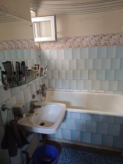 Apartament cu 3 camere decomandat în Giurgiului