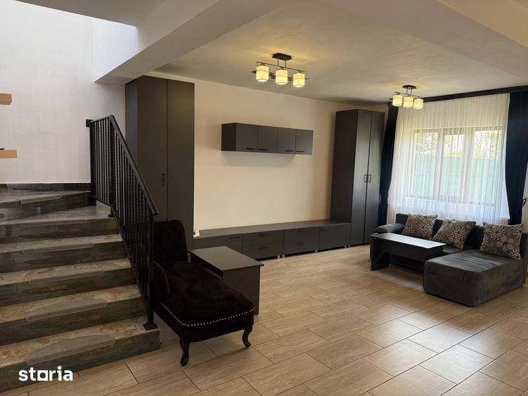 Casă cu 4 camere cu Teren 250 Mp în Ulmi