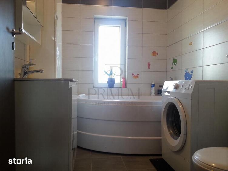Apartament cu 3 camere în Girocului