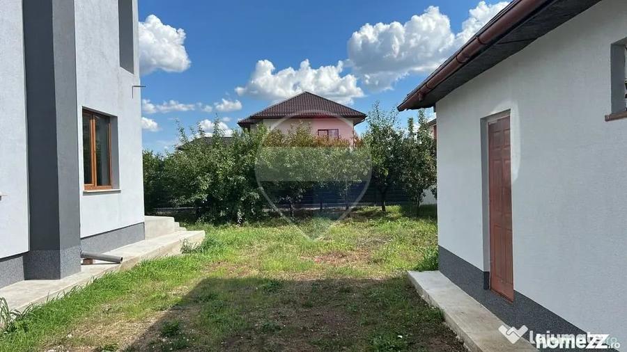 Casă cu 3 camere cu Teren 570 Mp în Săftica