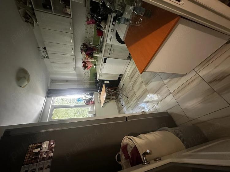 Apartament cu 2 camere decomandat în Titan