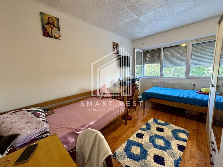 Apartament cu 2 camere semidecomandat, mobilat în Micro 14