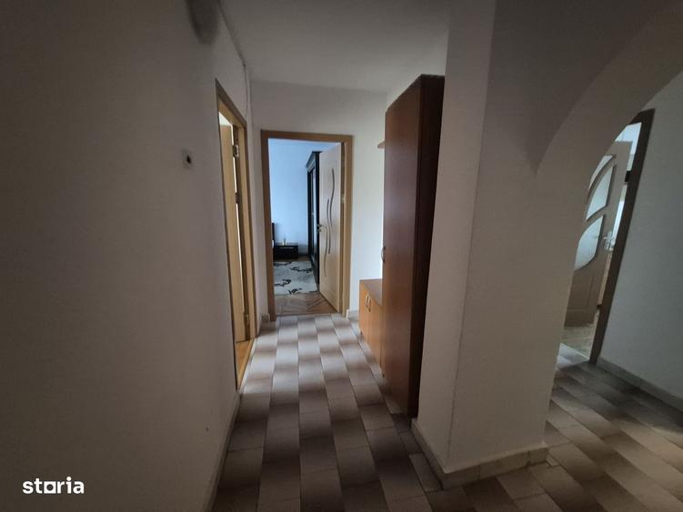 Apartament cu 2 camere decomandat în Găvana