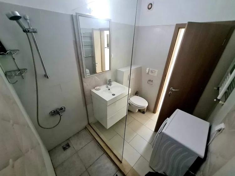 Garsonieră decomandată, mobilată în Tătărași