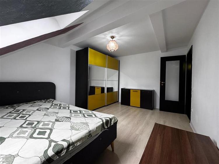 Apartament cu 3 camere semidecomandat, mobilat în Mănăștur