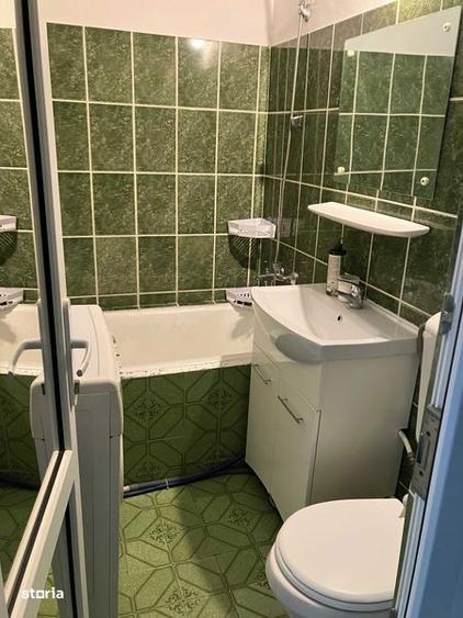 Garsonieră decomandată în Baza 3