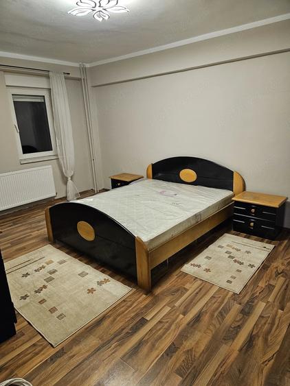 Apartament cu 2 camere decomandat în Baba-Dochia