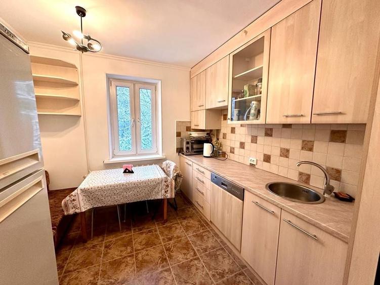 Garsonieră decomandată în Zorilor