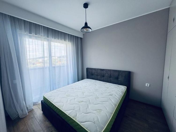 Apartament cu 2 camere semidecomandat în Florești