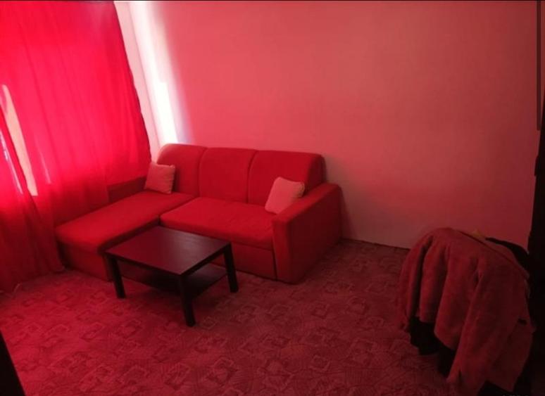 Apartament cu 2 camere nedecomandat în Complex Studențesc