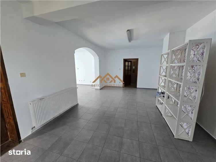 Spațiu comercial, de 110 mp, în Burdujeni