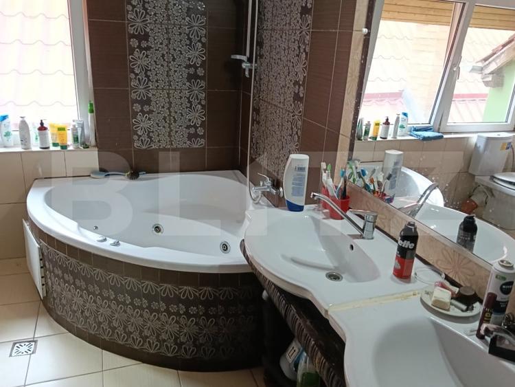 Casă individuală cu 4 camere cu Canalizare în Sighișoara