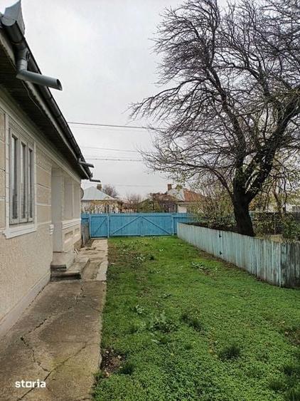 Casă cu 4 camere cu Teren 101 Mp în Ciorăști
