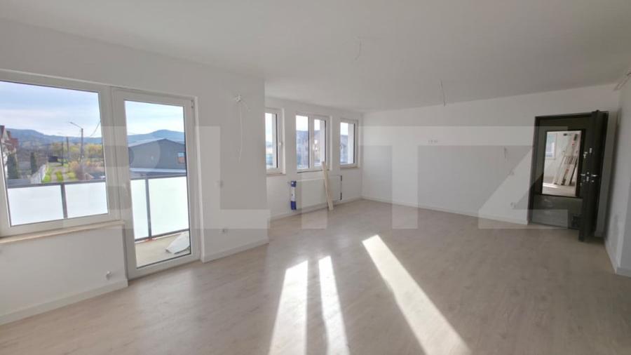 Apartament de 3 camere, bloc nou - 9