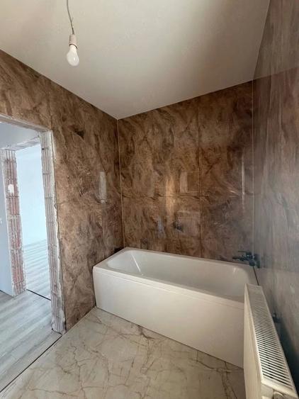 Casă cu 4 camere cu Teren 270 Mp în Moșnița Veche
