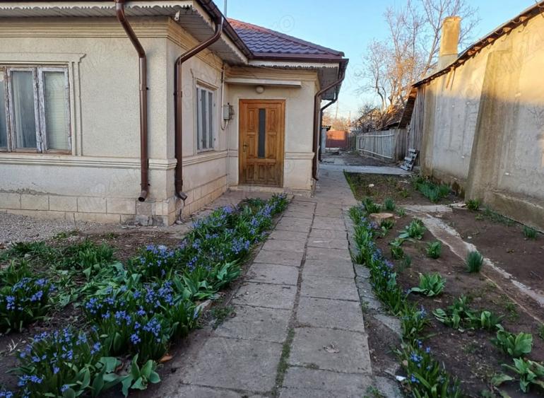 Casă cu Teren 520 Mp în Râmnicu Sărat