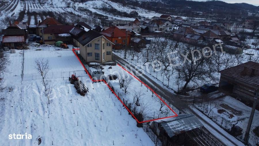 Casă cu 4 camere în Șuici