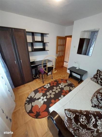 Apartament cu 3 camere decomandat, mobilat în Nicolina