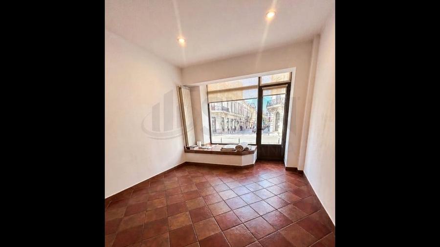 Spațiu comercial, de 55 mp, în Calea Victoriei