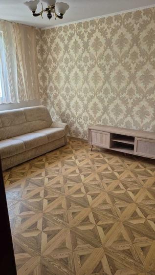 Apartament cu 3 camere decomandat, mobilat în Central