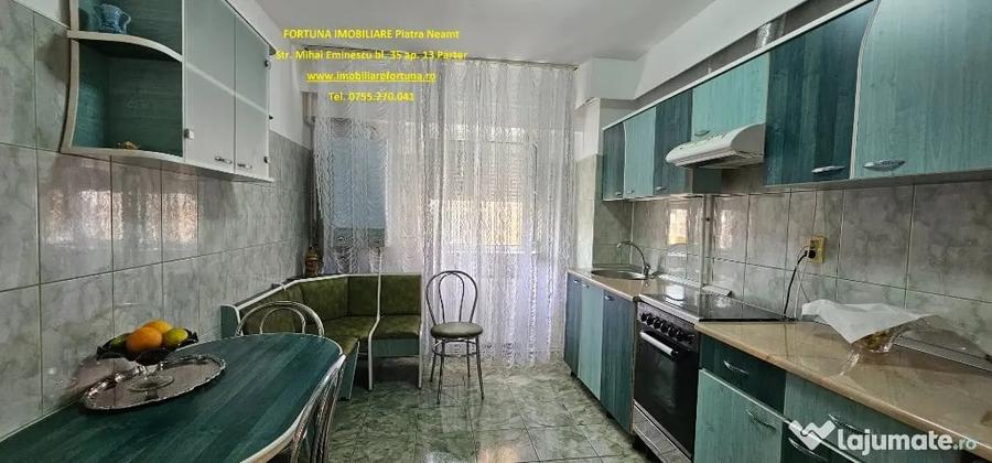 Apartament cu 3 camere decomandat în Calea Romanului
