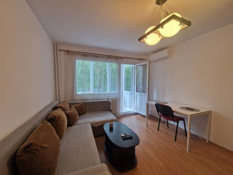 Apartament cu 2 camere semidecomandat în Medicină