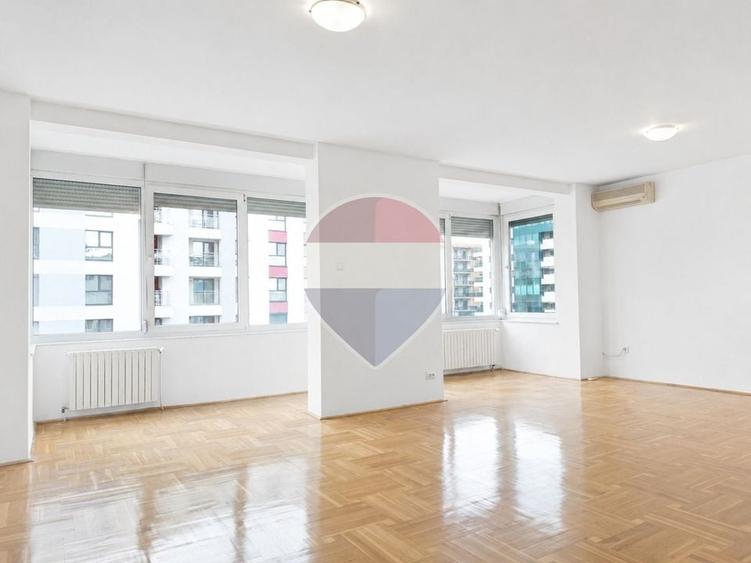 Apartament cu 3 camere decomandat în Calea Plevnei