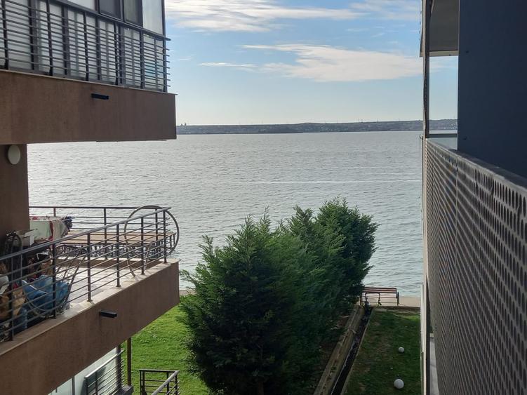 Apartament cu 2 camere decomandat în Mamaia — fotografia 1