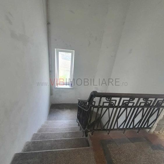 Apartament cu 3 camere decomandat în Ultracentral