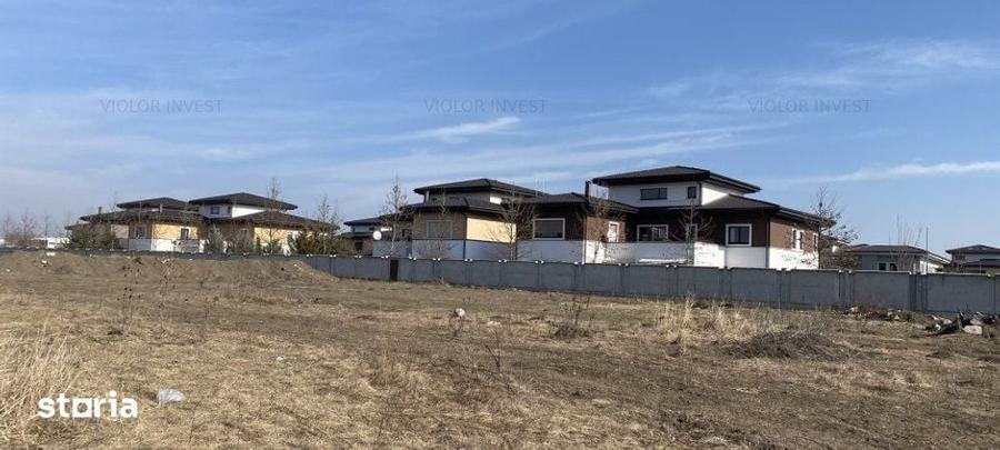 Teren de 950 mp, în Central