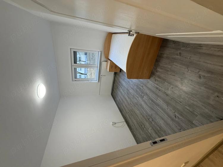 Apartament cu 3 camere decomandat în Iosia