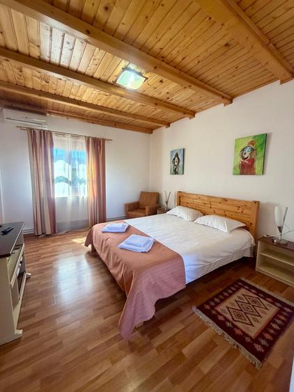 Hotel/Pensiune, de 660 mp, în Micești