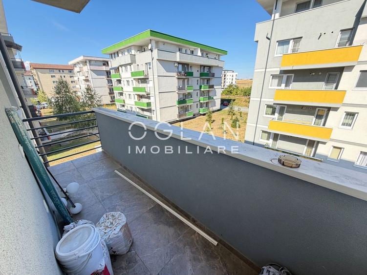 Apartament cu 3 camere decomandat, mobilat în Turnișor