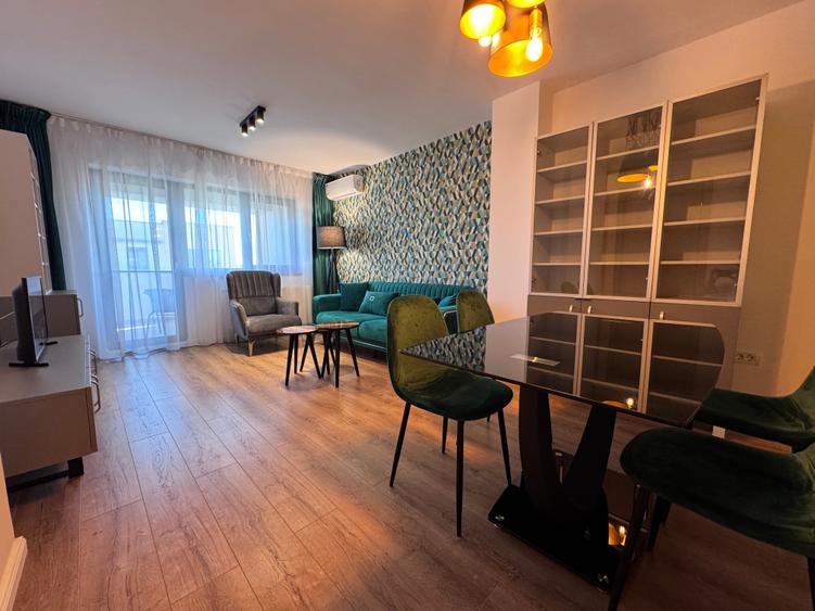 Apartament cu 2 camere decomandat în P-ta Presei Libere