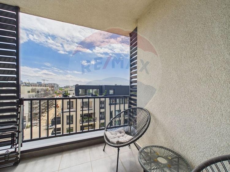 Apartament cu 3 camere decomandat, mobilat în Central
