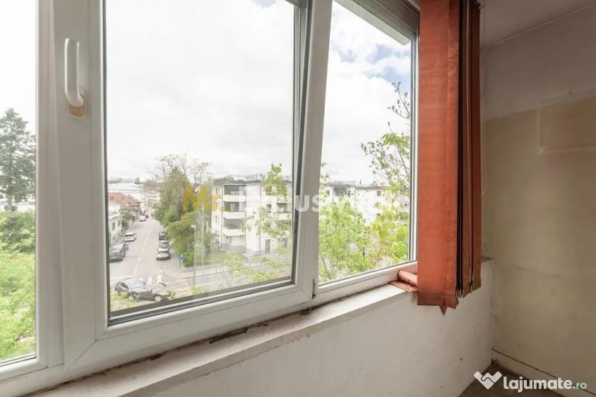Apartament cu 2 camere decomandat în Central