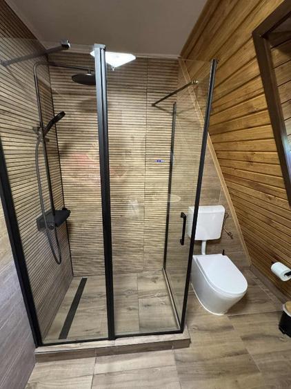 Casă cu 4 camere cu Teren 1500 Mp în Central